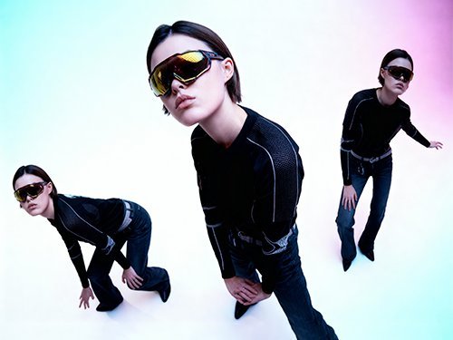 Generate Y2K Editorial Composition